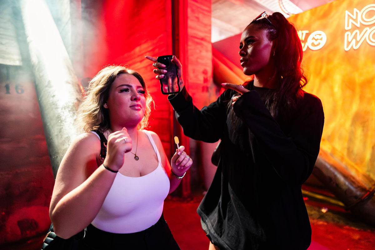 Loading... just a sec